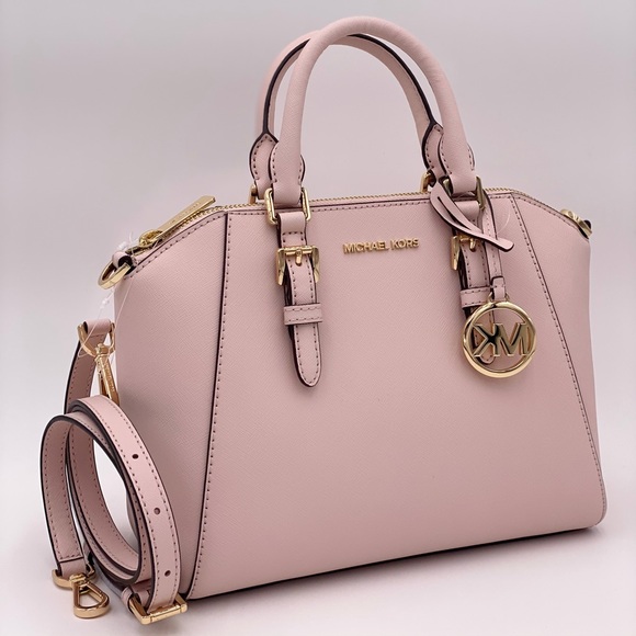 Michael Kors Handbags - Michael Kors MD Ciara Messenger Powder Blush